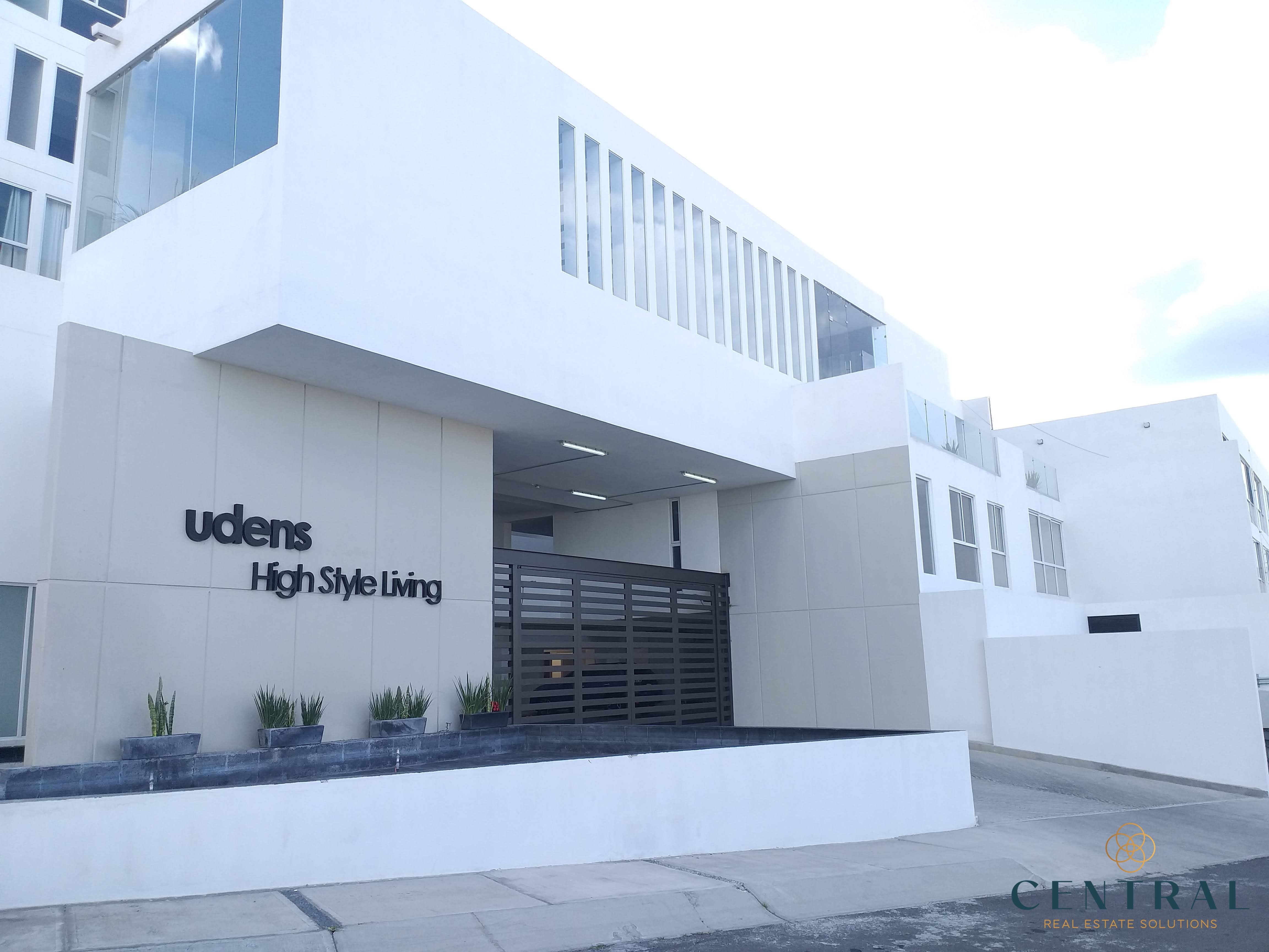 Departamento en Renta en Zibatá (sin amueblar) $13,000 M.N. con Alberca (Rentada)